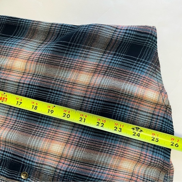 MAURICES Women’s Button Shirt Sz Medium Multi Color Plaid Pocket - Picture 8 of 9